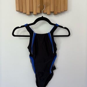 Women’s Speedo Power/FLEX Eco swimsuit, size 12/28